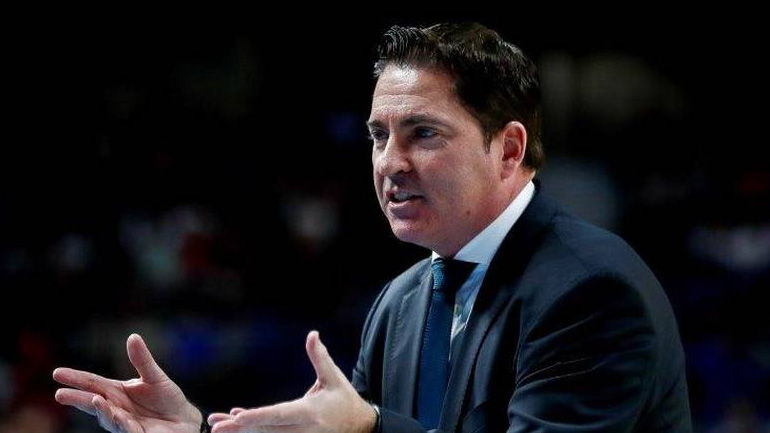 «Στο στόχαστρο του Ολυμπιακού ο Πασκουάλ»