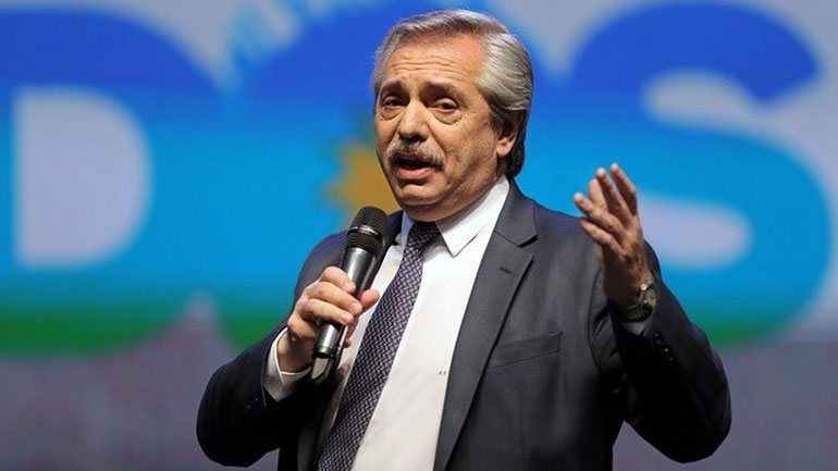 Αργεντινή: Μειώσεις στα βασικά διατροφικά αγαθά κήρυξε ο υποψήφιος για την προεδρία Αλβέρτο Φερνάντες