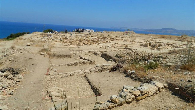 To μινωικό νεκροταφείο στον Πετρά Σητείας δίνει πολύτιμες πληροφορίες