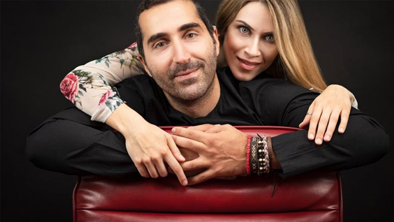 Ο Ζαχαρίας Καρούνης  κι η Σαββέρια Μαργιολά  στον Σταυρό του Νότου