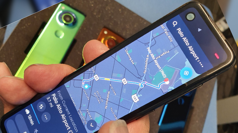 Ένα πολύ περίεργο smartphone από την Essential