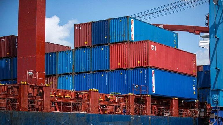 Εντοπίστηκαν 700 κιλά κοκαΐνη σε φορτίο με μπανάνες στον Πειραιά