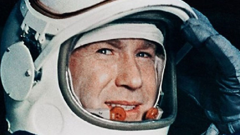 Πέθανε ο Αλεξέι Λεόνοφ, ο πρώτος άνθρωπος που έκανε περίπατο στο Διάστημα