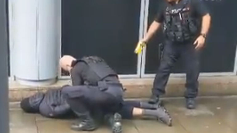 Επίθεση σε εμπορικό κέντρο του Μάντσεστερ