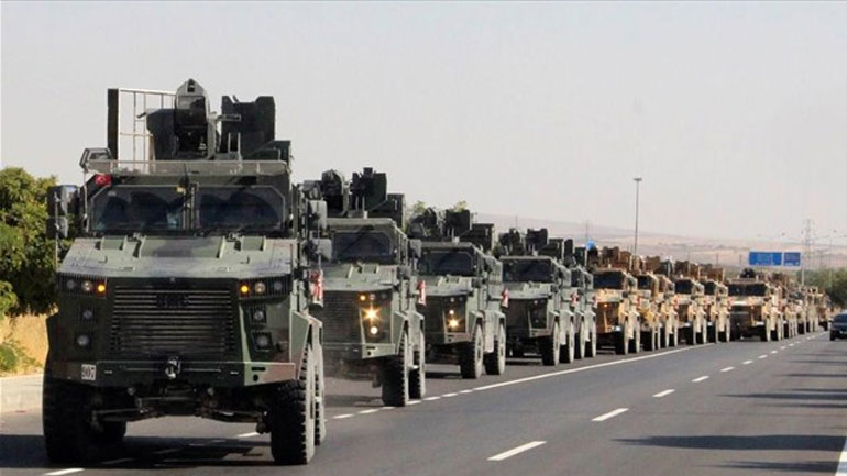 Συρία: Η τουρκική επίθεση εναντίον των Κούρδων έτρεψε σε φυγή δεκάδες χιλιάδες αμάχους