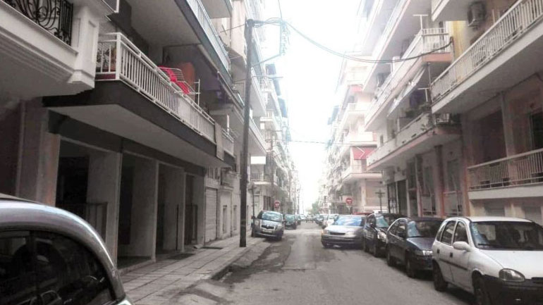 Βέροια: Νεκρός 23χρονος που έπεσε από τον τρίτο όροφο