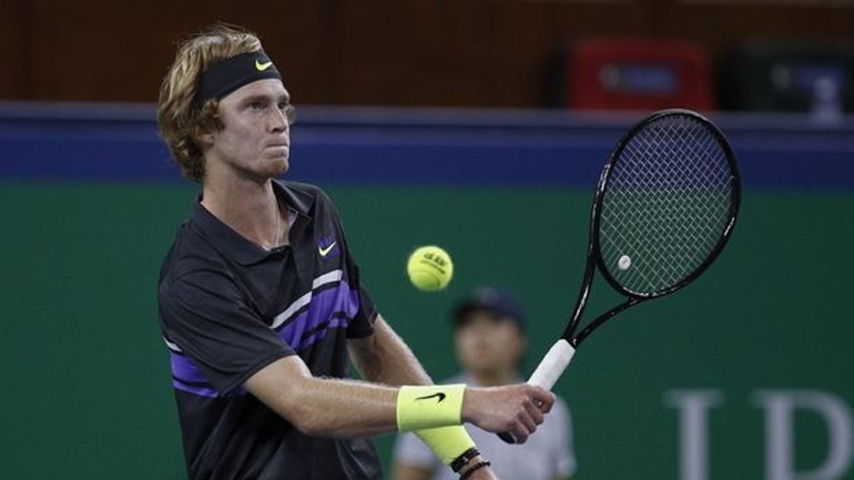 Τένις: Απέκλεισε τον Φέντερερ ο Ζβέρεφ