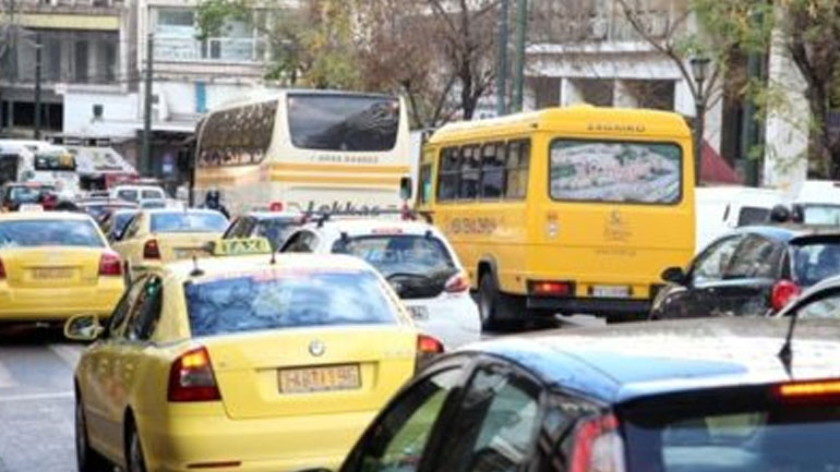 Μποτιλιάρισμα στο κέντρο της Αθήνας – Κλειστή η λεωφόρος Β. Αμαλίας