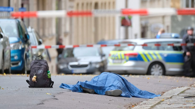 Γερμανία: Παραδέχθηκε το έγκλημά του ο δράστης της επίθεσης σε συναγωγή στο Χάλε