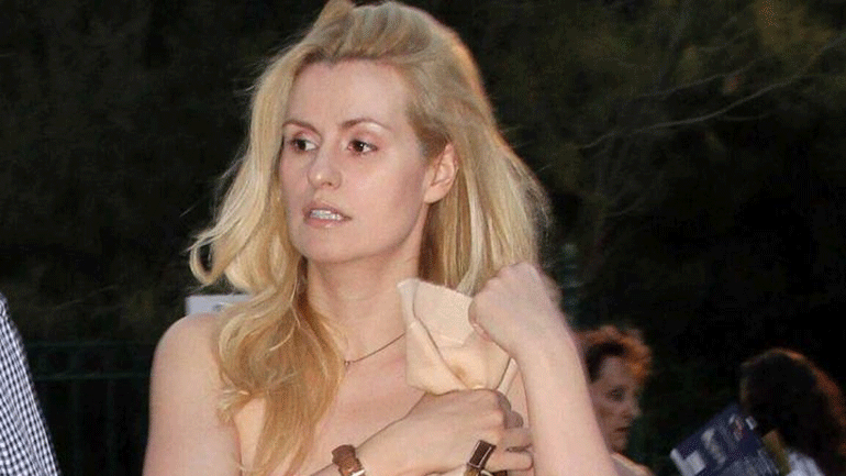 Μαρία Αραμπατζή: Η πρώτη φωτογραφία της δημοσιογράφου αγκαλιά με τον νεογέννητο γιο της!