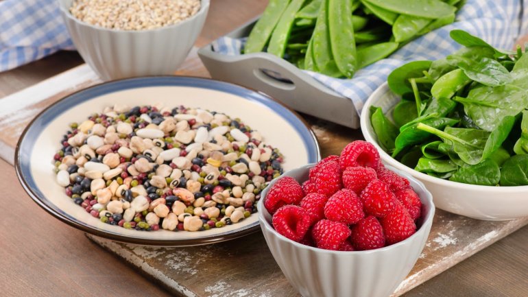 Γιατί πρέπει να καταναλώνουμε μια μεγάλη ποικιλία φυτικών ινών