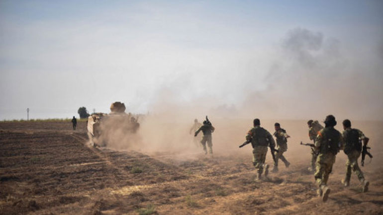 Συρία: Περισσότεροι από 100.000 άνθρωποι εκτοπίστηκαν από τις πόλεις Ρας αλ Αϊν και Τελ Αμπιάντ