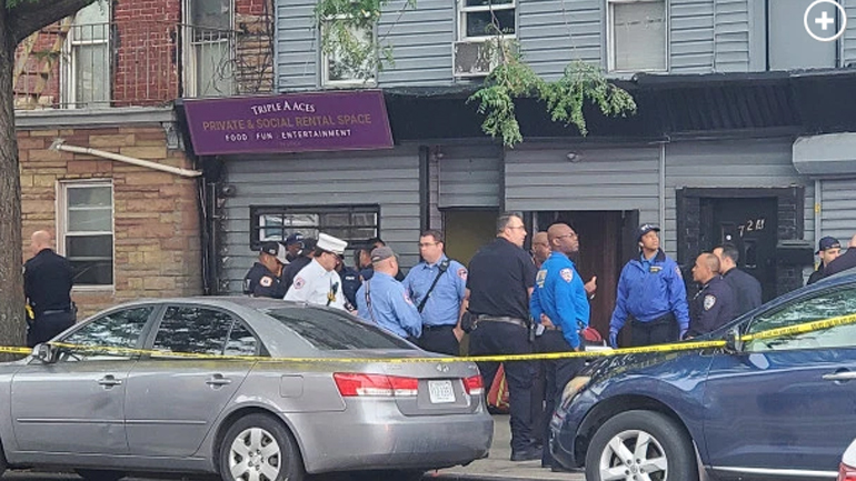 Νέα Υόρκη: Πυροβολισμοί με νεκρούς στο Μπρούκλιν