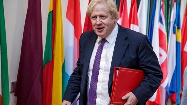 Sunday Times: Ο Τζόνσον θα συζητήσει για τη συμφωνία που πρότεινε με Μακρόν, Μέρκελ και Γιούνκερ