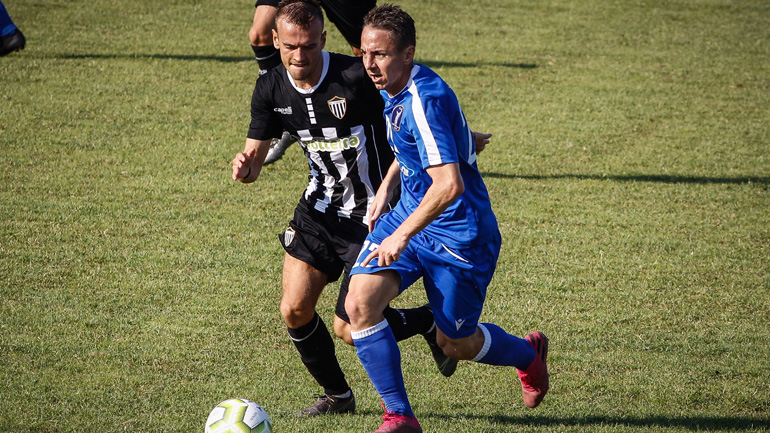 Τριπλή ισοβαθμία στην κορυφή της Football League