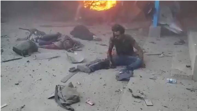 Συρία: «Σφαγή» με 26 νεκρούς – Χτύπησαν αυτοκίνητα αμάχων και δημοσιογράφων