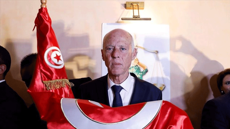 Ο συνταγματολόγος Σαΐντ νέος πρόεδρος της Τυνησίας