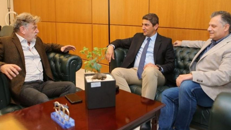 Συνάντηση του Αυγενάκη με τον Βούρο για τις υποδομές στη Νέα Φιλαδέλφεια και το γήπεδο της ΑΕΚ