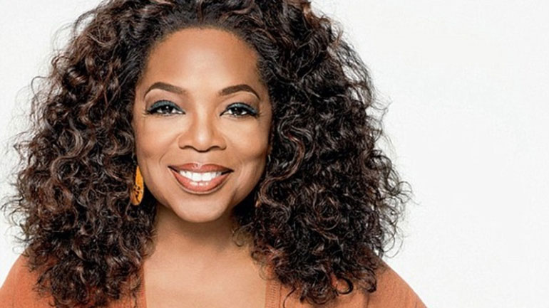 Η Όπρα Γουίνφρεϊ αποκαλύπτει τις σημαντικές στιγμές που άλλαξαν τη ζωή της