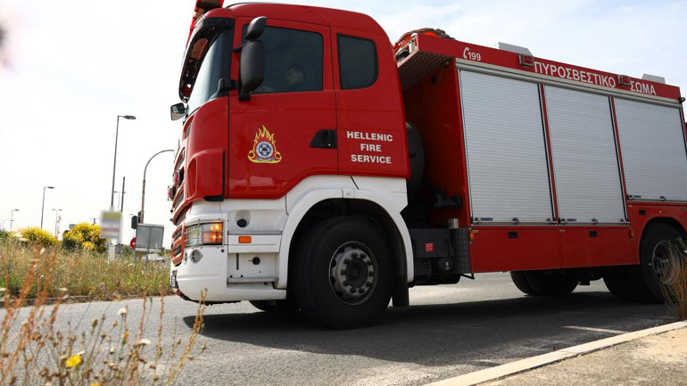 Φωτιά σε υπαίθριο χώρο στο Νέο Ικόνιο Περάματος