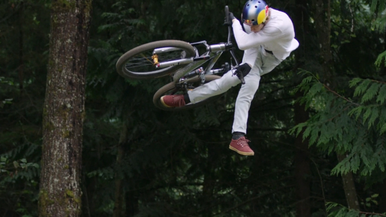 Act. I & II: Tο αψεγάδιαστο style του Brandon Semenuk