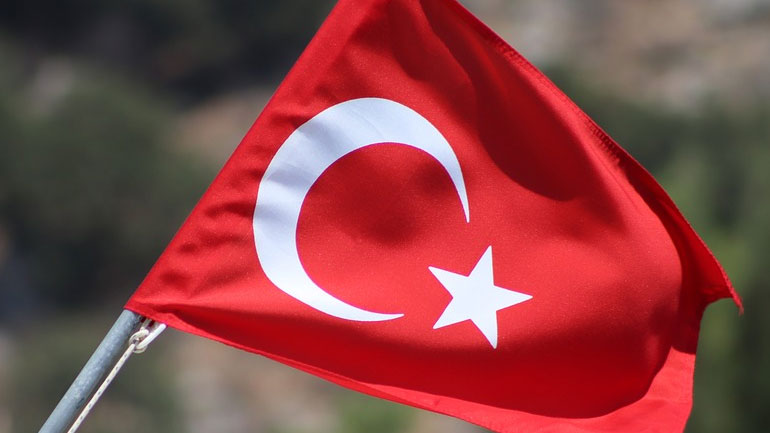 Η Τουρκία θα συνεχίσει την επιχείρησή της στη Συρία «με ή χωρίς τη στήριξη του κόσμου»