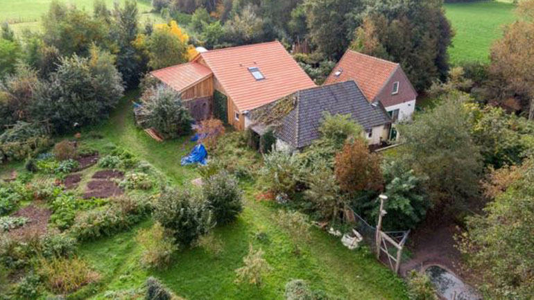 Ολλανδία: Οικογένεια ζούσε κρυμμένη για εννιά χρόνια σε αγρόκτημα