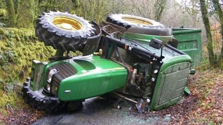 Τραγωδία στη Λάρισα: 70χρονος καταπλακώθηκε από το τρακτέρ του