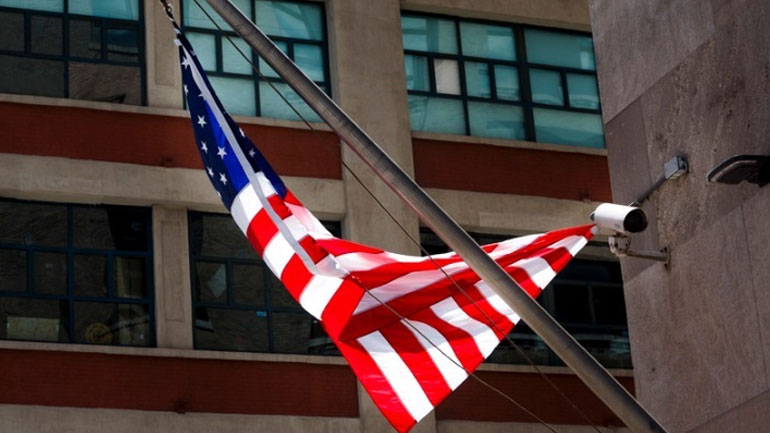 Η Ουάσινγκτον θα εντείνει την πίεση στην Τουρκία για να τερματίσει την στρατιωτική της επίθεση στη Συρία