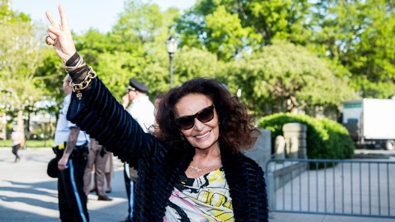 Η Νταϊάν φον Φιούρστενμπεργκ «νονά» του Αγάλματος της Ελευθερίας