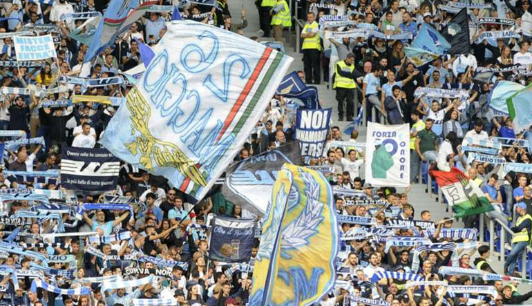 UEFA: «Καμπάνα» στη Λάτσιο για ρατσιστική επίθεση των οπαδών της