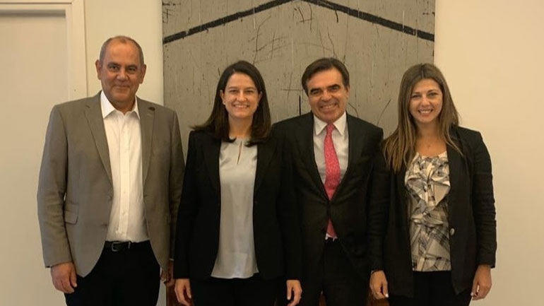 Συνάντηση της ηγεσίας του Υπουργείου Παιδείας με τον Μαργαρίτη Σχοινά