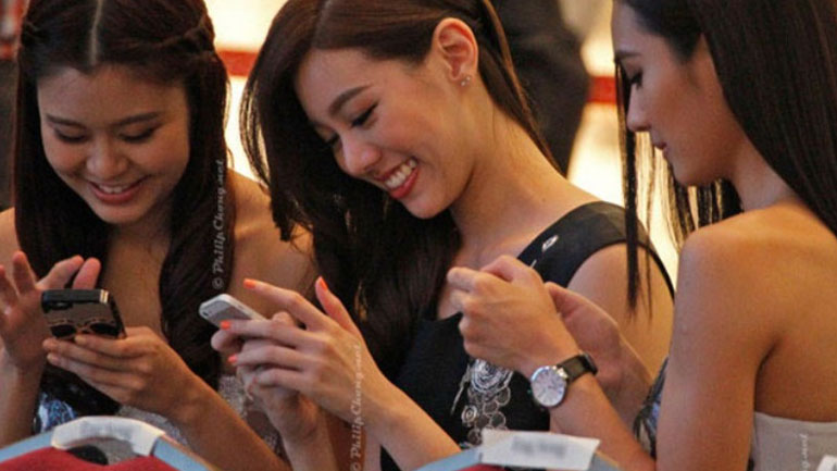 Οι πληρωμές μέσω κινητών αύξησαν την κατανάλωση των νοικοκυριών στην Κίνα