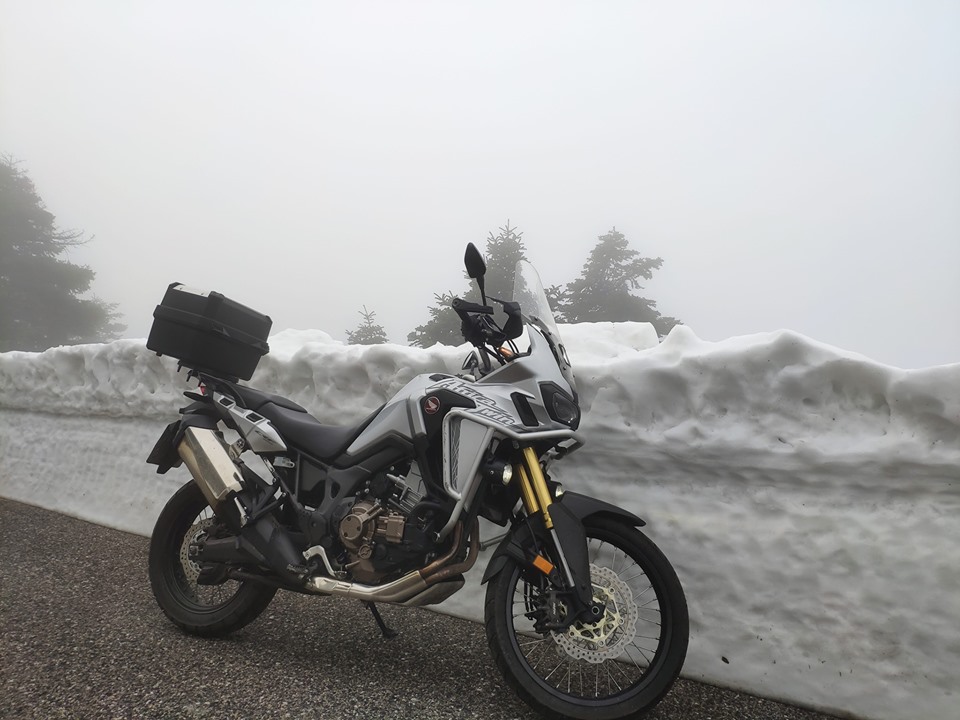 Αυτήν την μοτοσυκλέτα έκλεψαν τα ξεμερώματα της Τετάρτης από το κέντρο του Πειραιά