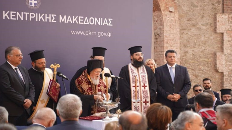 Nέο κτήριο υπηρεσιών της Περιφέρειας Κ. Μακεδονίας εγκαινίασαν ο Οικουμενικός Πατριάρχης και ο Α. Τζιτζικώστας