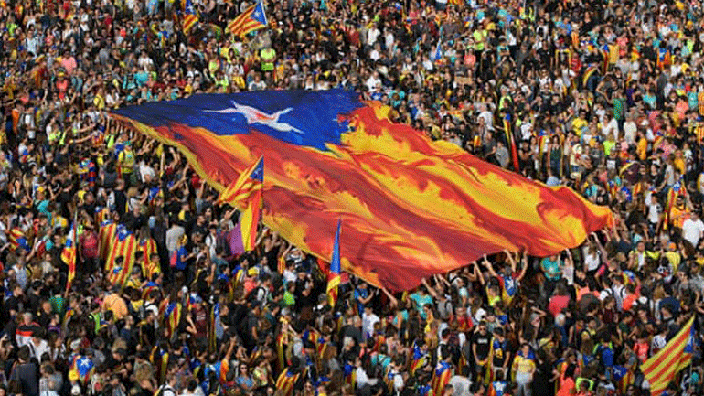 Ισπανία: Η Μαδρίτη καλεί την πολιτοφυλακή στα περίχωρα της Βαρκελώνης