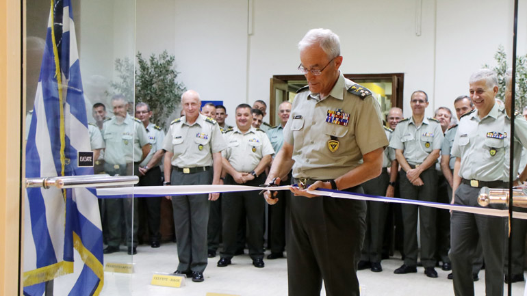 Εγκαινιάστηκε η ανακαινισμένη Λέσχη Αξιωματικών του Γενικού Επιτελείου Στρατού