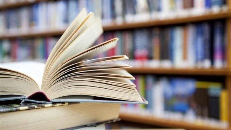 Ένα διαδικτυακό ταξίδι στη συγγραφή βιβλίου ξεκινάει από το Ρέθυμνο και απλώνεται στην Ελλάδα και τον κόσμο