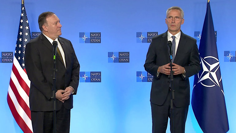 Συνάντηση Στόλτενμπεργκ – Πομπέο για την κατάσταση στη Συρία