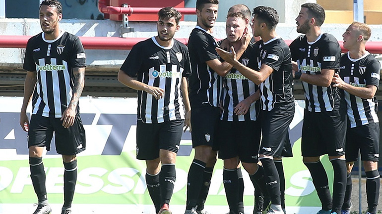 Football League: Επέστρεψε στις νίκες η Καλαμάτα, 1-0 τον Ιωνικό