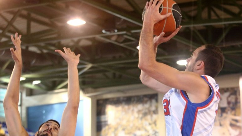 Έκανε… σεφτέ με buzzer beater του Πάσαλιτς ο Πανιώνιος, 70-67 το Ρέθυμνο