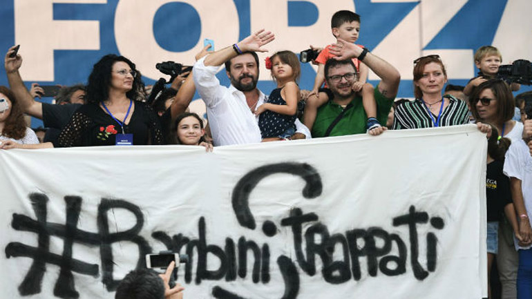 Συγκέντρωση δεξιών και ακροδεξιών κομμάτων στη Ρώμη, εναντίον της κυβέρνησης