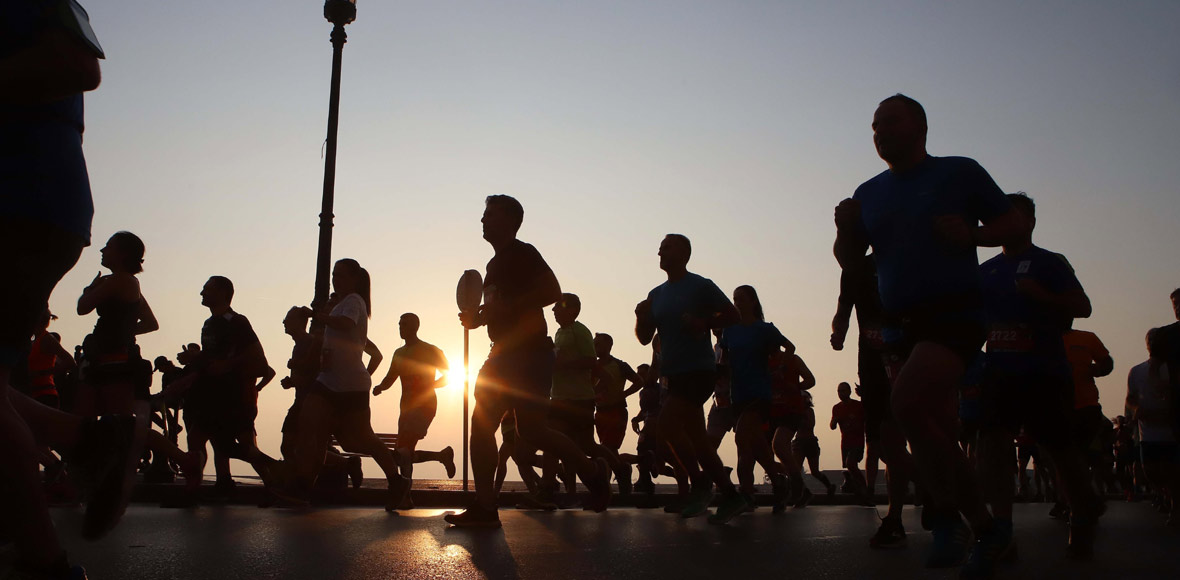 Νυχτερινός ημιμαραθώνιος