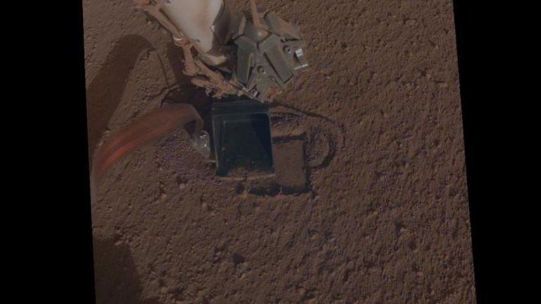 Το τρυπάνι του «InSight» της NASA άρχισε πάλι να λειτουργεί