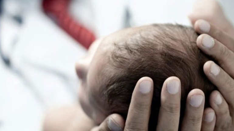 Σαμοθράκη: Μετανάστρια διασώθηκε και λίγη ώρα μετά γέννησε