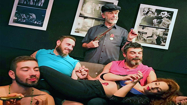 «Το ζαφείρι του κασμίρ» στο Θέατρο Olvio