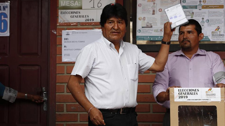 Βολιβία – προεδρικές εκλογές: Αυξάνεται το προβάδισμα του Έβο Μοράλες