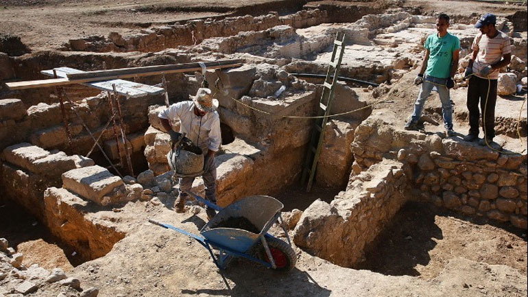 Αρχαία Τενέα: Νέα εντυπωσιακά ευρήματα στην πόλη που ανέθρεψε τον Οιδίποδα