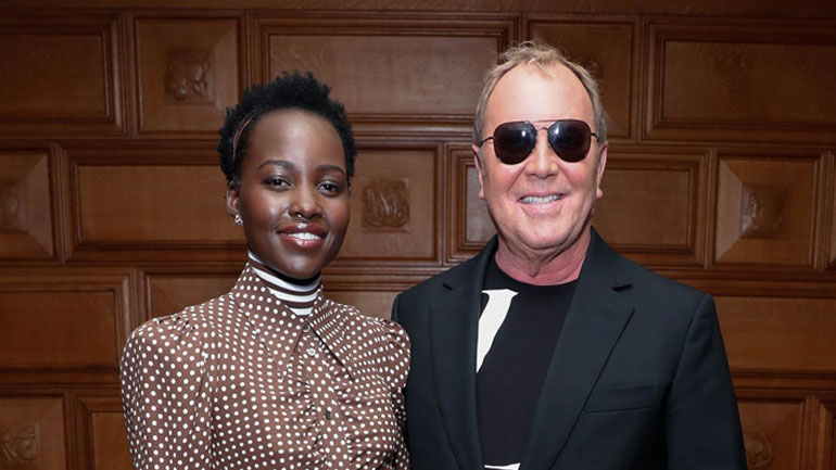 Μάικλ Κορς και Λουπίτα Νιόνγκο ενώνουν τις δυνάμεις τους για την καταπολέμηση της πείνας