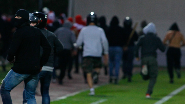 Ολυμπιακός: «Οι χούλιγκαν δεν έχουν θέση και σχέση με την οικογένειά μας»